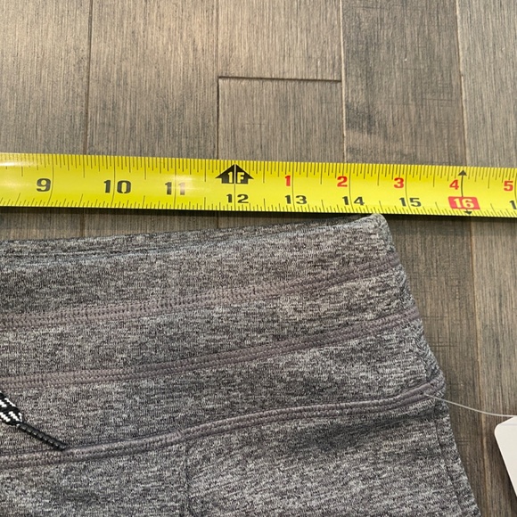 NWT Lucy Activewear Full Potential Black Heather Shorts - Picture 10 of 12